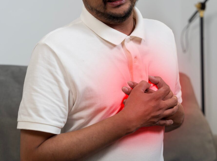 Chest Pain After 30? When Mohali Residents Should See a Cardiologist